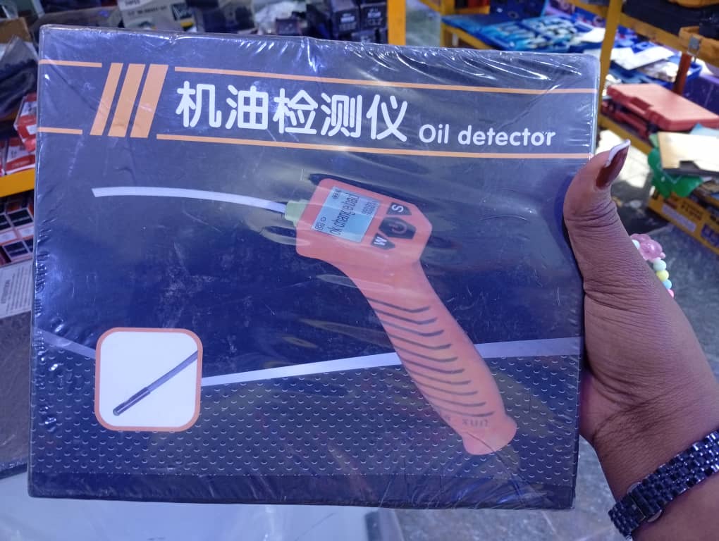 OIL DECTECTOR